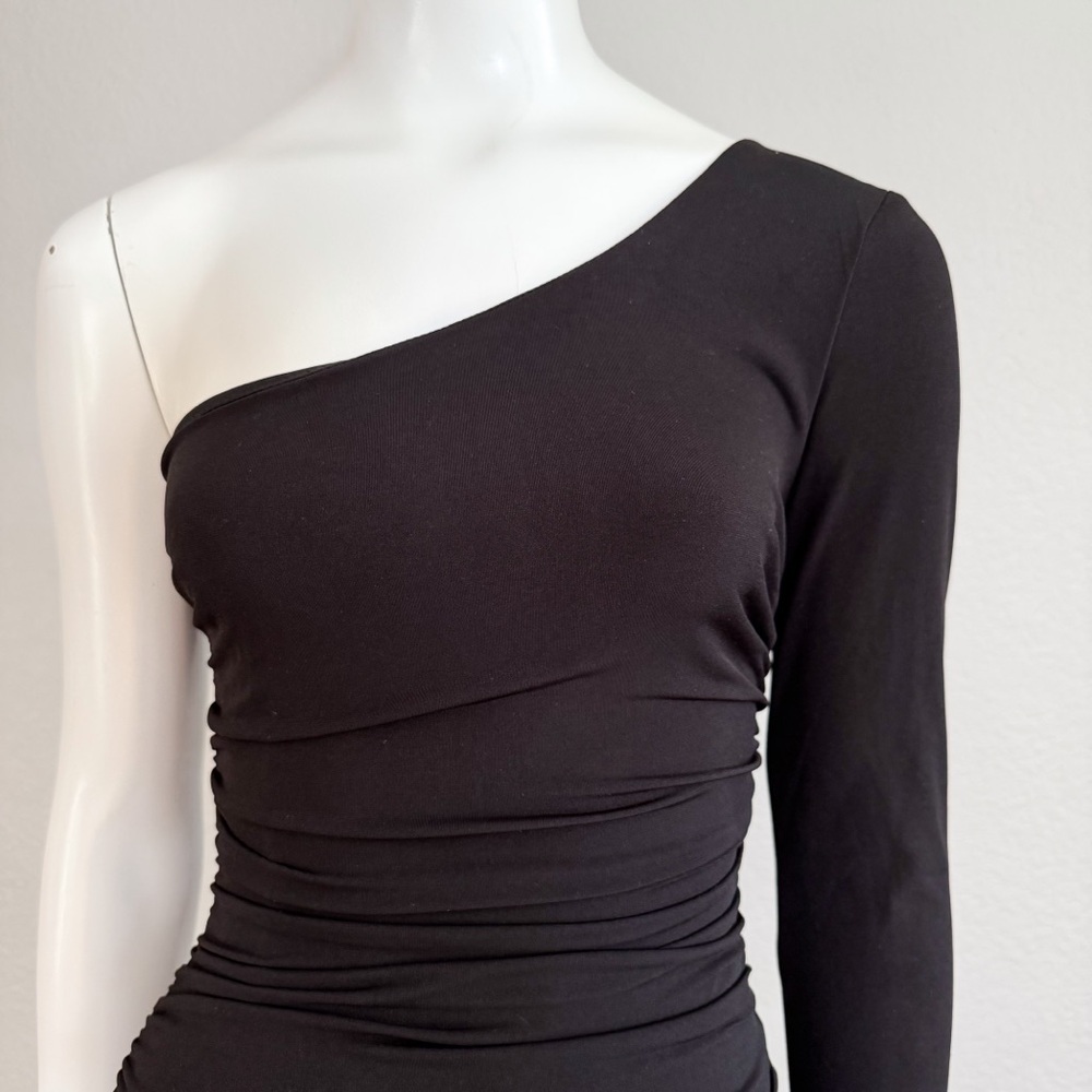 City Studios Ruched One Shoulder Black Gown Feather Sleeve Formal Juniors 0 - Picture 4 of 10